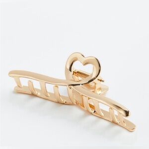 Gold heart hair clip